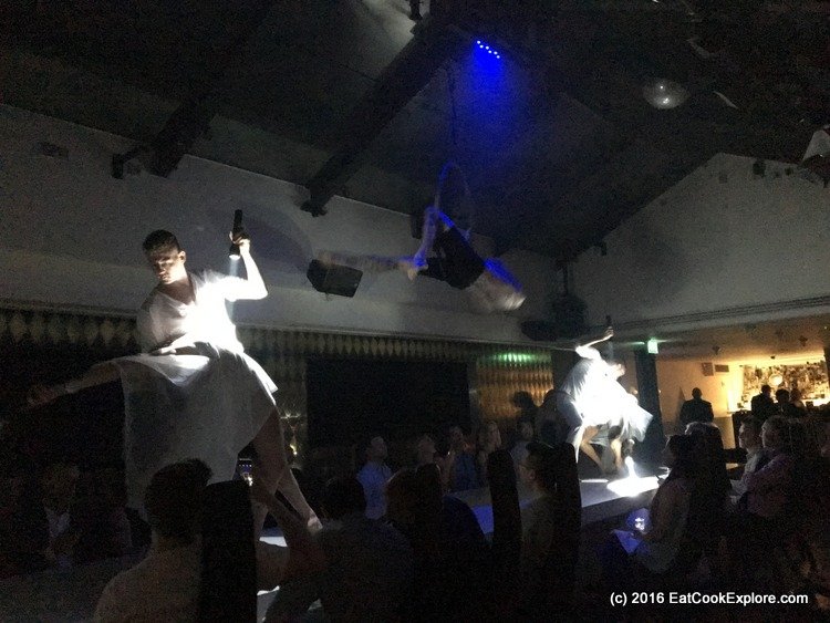 Sushi, Lobster, Acrobats and Contortionists at Circus 7 083-circus-85