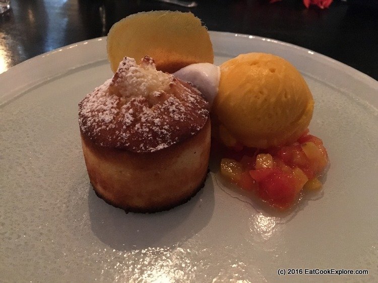 Sushi, Lobster, Acrobats and Contortionists at Circus 9 154-circus-156