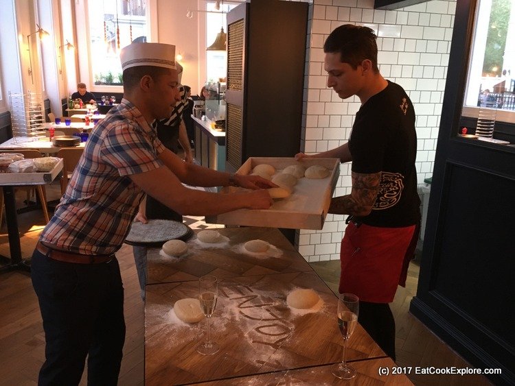 019 Pizza making party 31