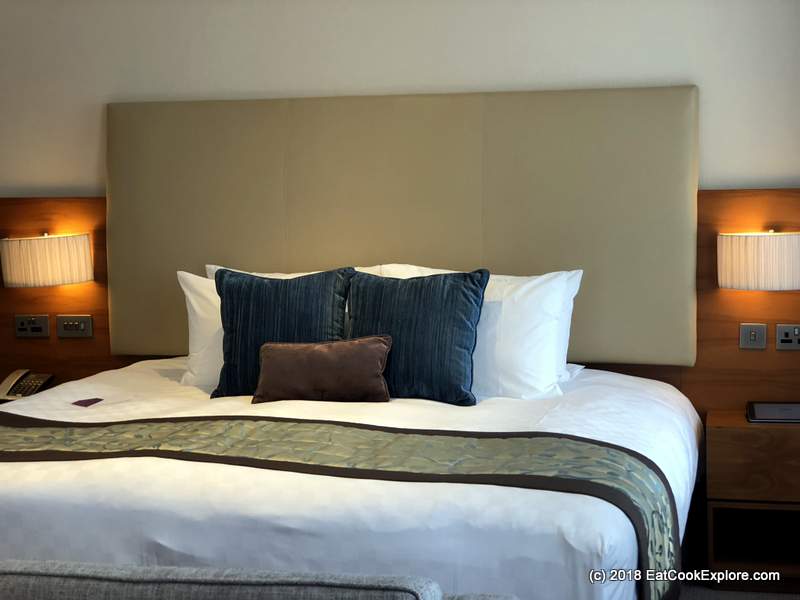 Review Amba Hotel Charing Cross – Upgrading my summer staycation