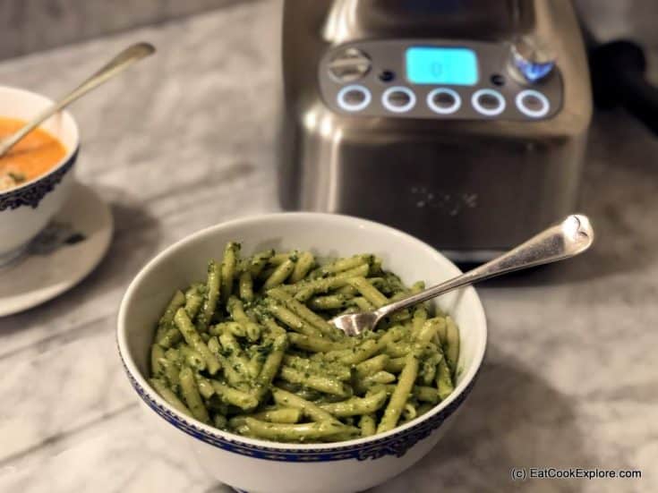Homemade pesto recipe - Eat Cook Explore