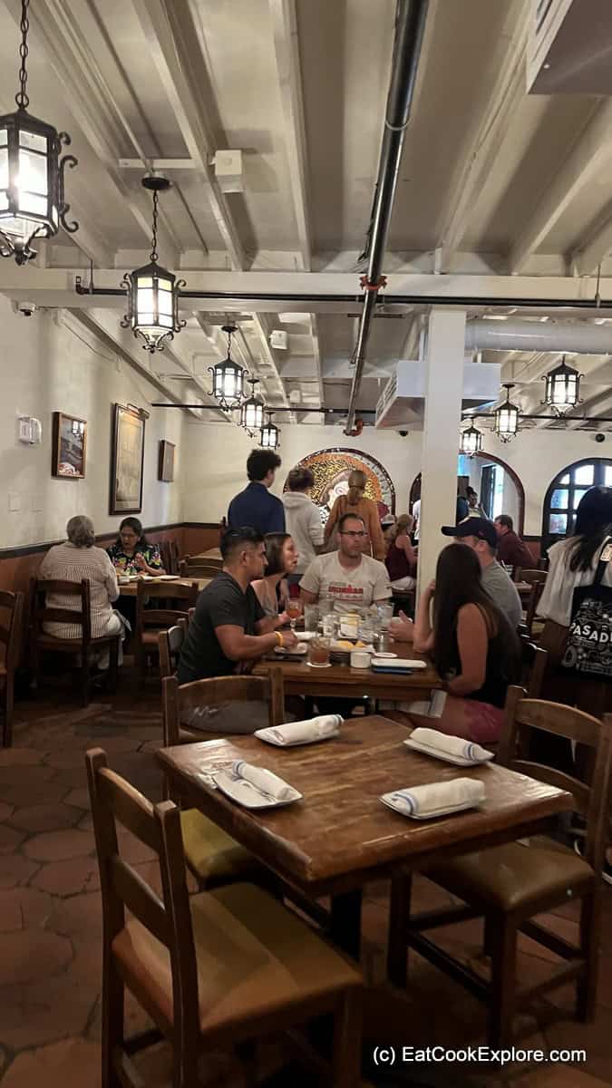 The Original Ninfas Houston - the birthplace of fajitas - Eat Cook Explore